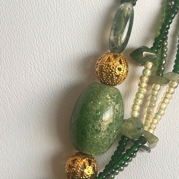 Aventurine Stone Necklace With Seed Beads, EUC - Picture 6 of 8